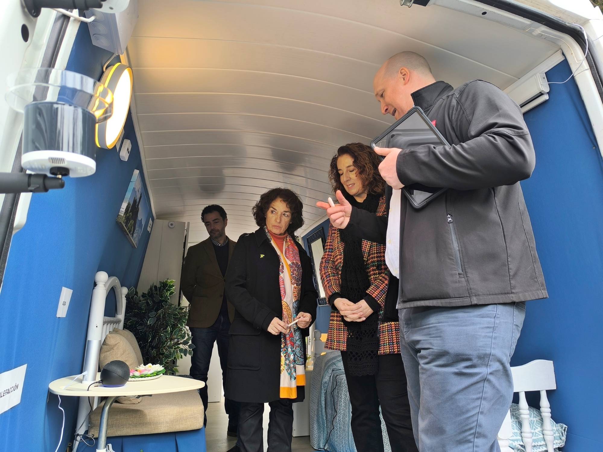 6 UNIDAD MÓVIL DOMOTIZADA METADIGITAL RURAL